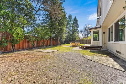 Exterior - 9524 Sheffield St, Windsor, CA 95492 photo 3 of 5