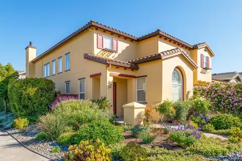 62 Richardson Rd, Novato, CA 94949