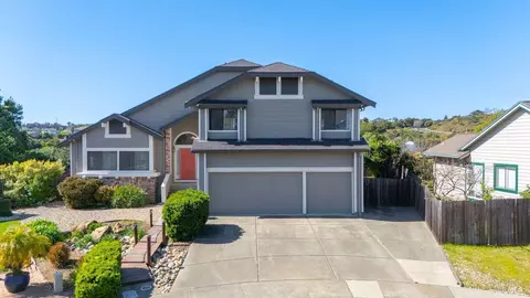 Exterior - 171 Ancheta Pl, Vallejo, CA 94591 photo 9 of 10