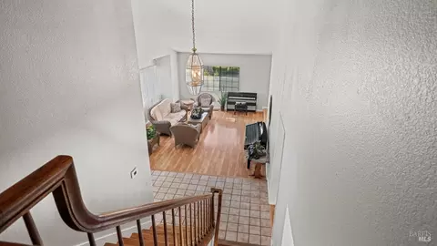 Entry Way - 171 Ancheta Pl, Vallejo, CA 94591 photo 2 of 3
