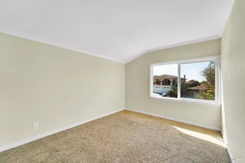 Bedroom - 307 Brunswick Dr, Vallejo, CA 94591 photo 3 of 4