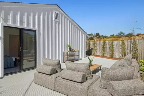 Exterior - 302 Starling Rd, Mill Valley, CA 94941 photo 9 of 13