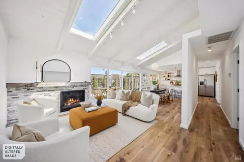 Living - 302 Starling Rd, Mill Valley, CA 94941 photo 2 of 5