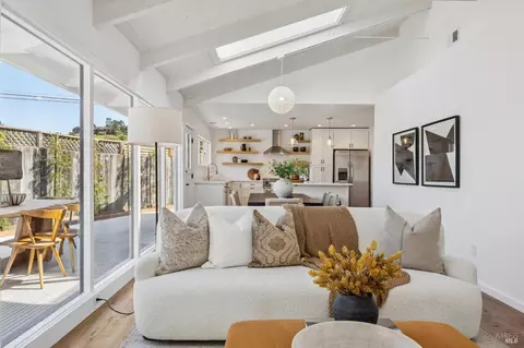 Living - 302 Starling Rd, Mill Valley, CA 94941 photo 5 of 5