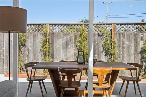 Dining - 302 Starling Rd, Mill Valley, CA 94941 photo 5 of 5