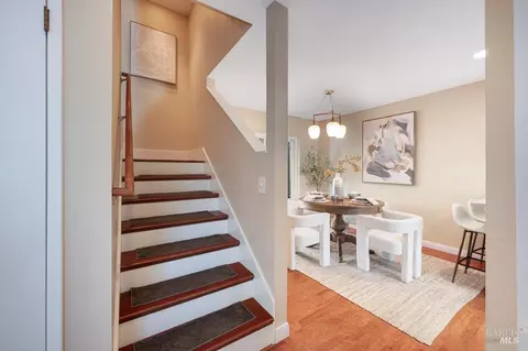 Entry Way - 8148 Bodega Ave, Sebastopol, CA 95472 photo 2 of 2