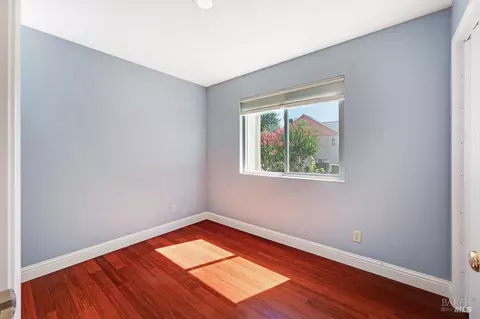 Bedroom - 8148 Bodega Ave, Sebastopol, CA 95472 photo 4 of 4