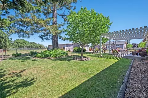 Exterior - 23180 Maffei Rd, Sonoma, CA 95476 photo 15 of 28