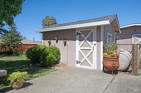 Exterior - 23180 Maffei Rd, Sonoma, CA 95476 photo 17 of 28