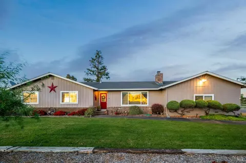 Exterior - 23180 Maffei Rd, Sonoma, CA 95476 photo 3 of 28