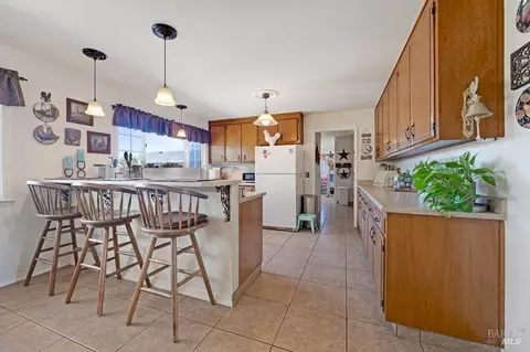 Kitchen - 23180 Maffei Rd, Sonoma, CA 95476 photo 1 of 2