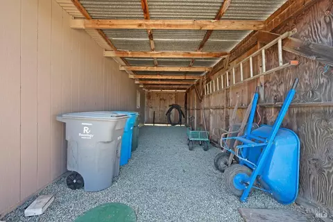 Exterior - 23180 Maffei Rd, Sonoma, CA 95476 photo 23 of 28
