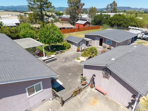 Exterior - 23180 Maffei Rd, Sonoma, CA 95476 photo 11 of 28
