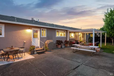 Exterior - 23180 Maffei Rd, Sonoma, CA 95476 photo 5 of 28