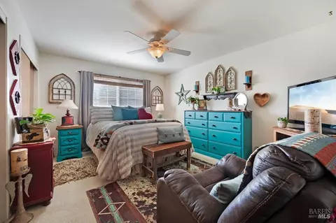 Bedroom - 23180 Maffei Rd, Sonoma, CA 95476 photo 1 of 2