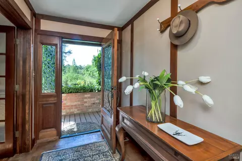 Entry Way - 4038 E 3rd Ave, Napa, CA 94558 photo 1 of 6