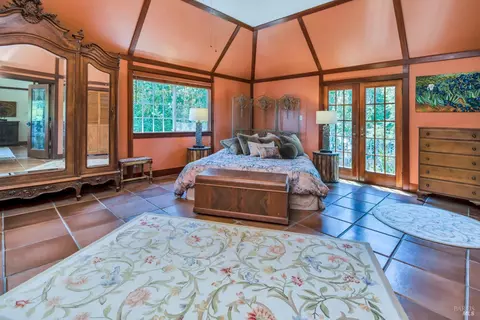 Bedroom - 4038 E 3rd Ave, Napa, CA 94558 photo 7 of 9