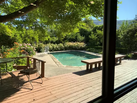 Exterior - 4038 E 3rd Ave, Napa, CA 94558 photo 9 of 43