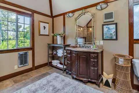 Bath - 4038 E 3rd Ave, Napa, CA 94558 photo 3 of 4
