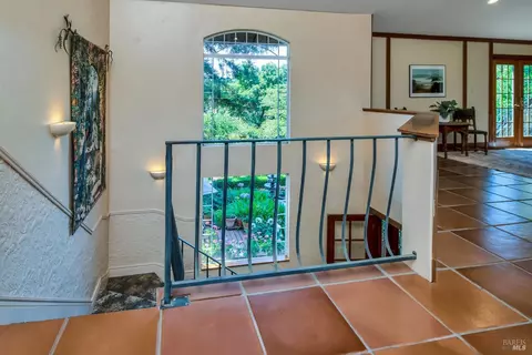 Entry Way - 4038 E 3rd Ave, Napa, CA 94558 photo 5 of 6