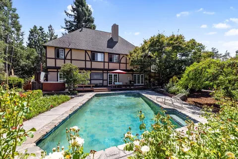Exterior - 4038 E 3rd Ave, Napa, CA 94558 photo 13 of 43