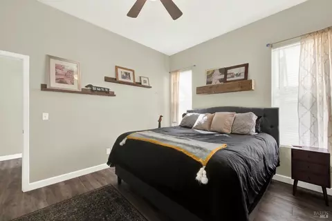 Bedroom - 2045 Keel Ct, Dixon, CA 95620 photo 2 of 10