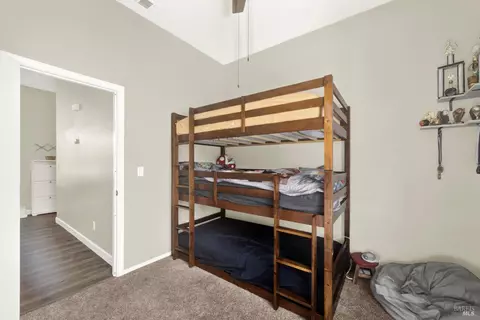 Bedroom - 2045 Keel Ct, Dixon, CA 95620 photo 5 of 10