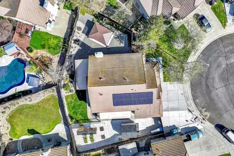 View/Area - 2045 Keel Ct, Dixon, CA 95620 photo 6 of 9