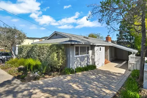 28 Hillcrest Dr, San Rafael, CA 94901