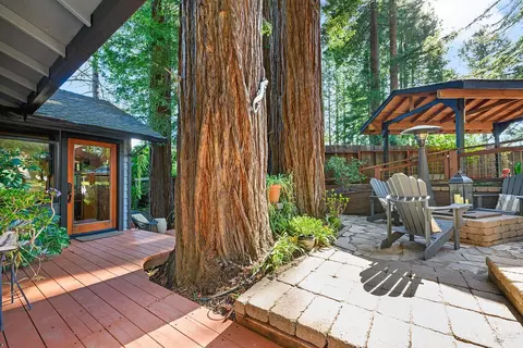 17450 Summit Ave, Guerneville, CA 95446