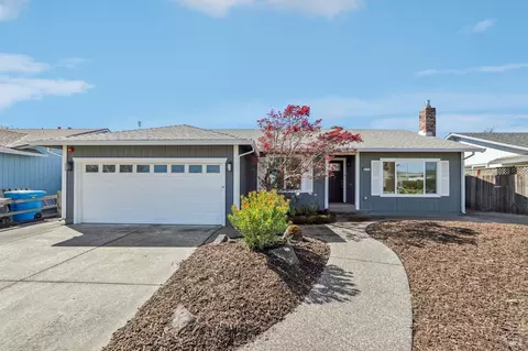 815 Whitney Way, Petaluma, CA 94954