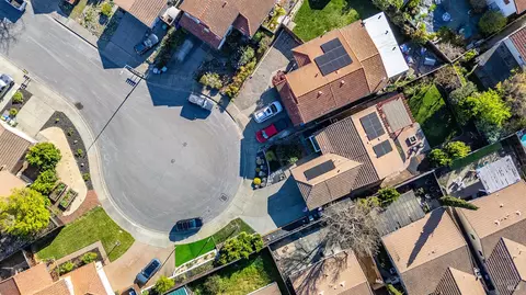 View/Area - 1056 Esparto Ct, Windsor, CA 95492 photo 3 of 4