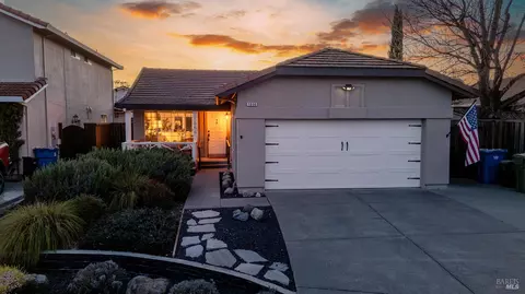 Exterior - 1056 Esparto Ct, Windsor, CA 95492 photo 16 of 16