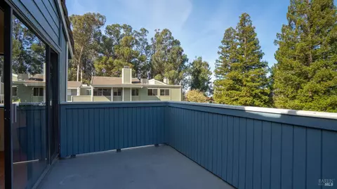 Exterior - 215 Apollo #1, Hercules, CA 94547 photo 5 of 8