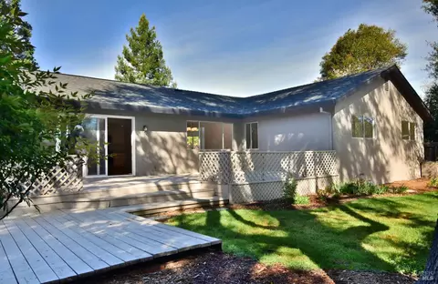 572 Este Madera Dr, Sonoma, CA 95476 photo 19
