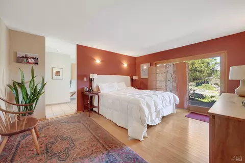 Bedroom - 5809 Sharp Rd, Calistoga, CA 94515 photo 1 of 3