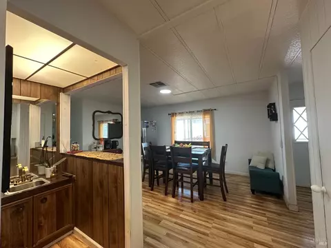 121 Century Ct, Fairfield, CA 94533 photo 6