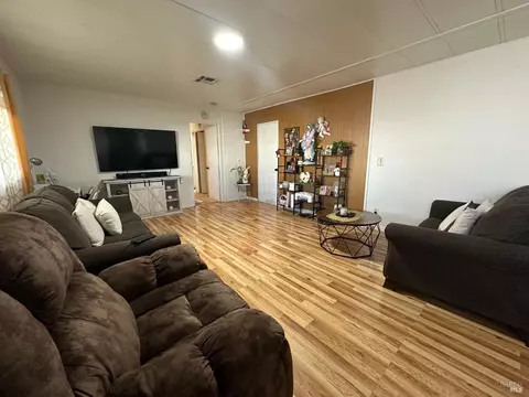 121 Century Ct, Fairfield, CA 94533 photo 8