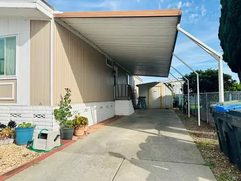 121 Century Ct, Fairfield, CA 94533 photo 4