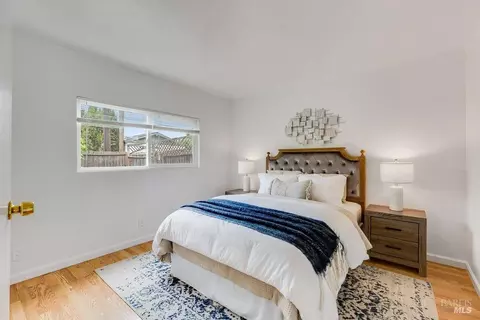 Bedroom - 1900 Alice Dr, Vallejo, CA 94589 photo 6 of 9