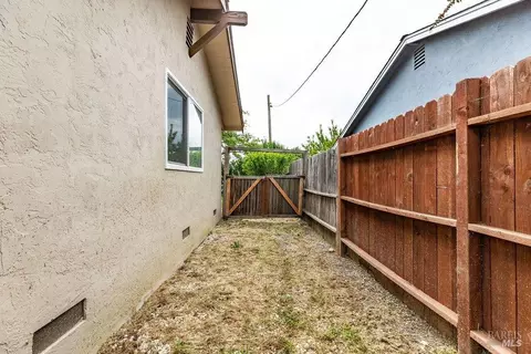 Exterior - 1900 Alice Dr, Vallejo, CA 94589 photo 26 of 35