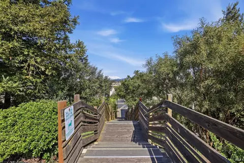View/Area - 1193 Brighton View Cir, Petaluma, CA 94952 photo 1 of 3