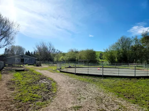 Exterior - 4320 Roblar Rd, Petaluma, CA 94952 photo 19 of 24