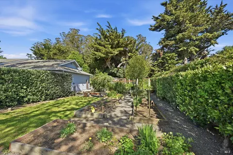 Exterior - 4320 Roblar Rd, Petaluma, CA 94952 photo 9 of 24