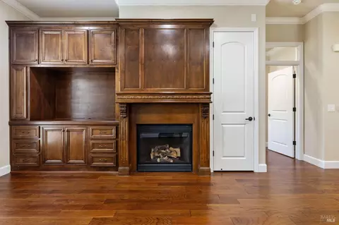 Living - 1139 Symphony Way, Vallejo, CA 94591 photo 5 of 7