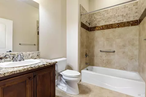 Bath - 1139 Symphony Way, Vallejo, CA 94591 photo 1 of 2