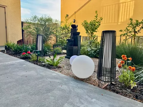 100 Marin Center Dr #31, San Rafael, CA 94903