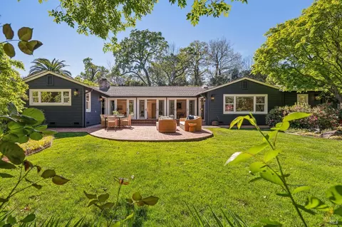 Exterior - 14 Sylvan Ln, Ross, CA 94957 photo 6 of 26