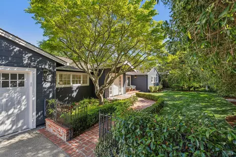 Exterior - 14 Sylvan Ln, Ross, CA 94957 photo 3 of 26