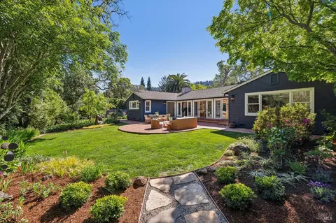 Exterior - 14 Sylvan Ln, Ross, CA 94957 photo 8 of 26